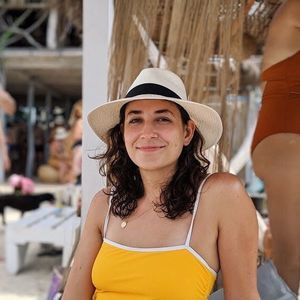 Meet your Posher, Alexandra